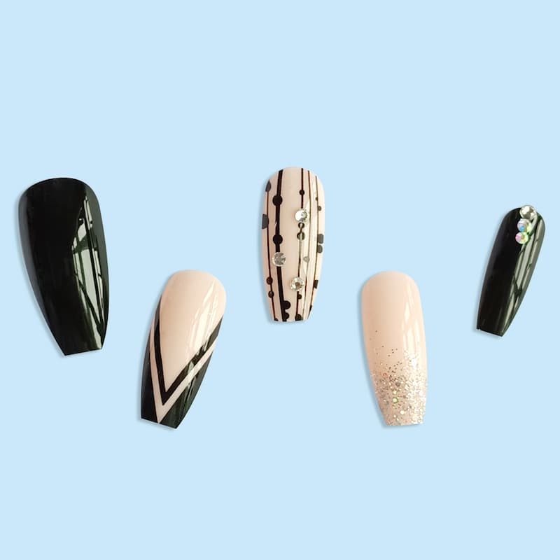 Cheap Press on Nails Supplier